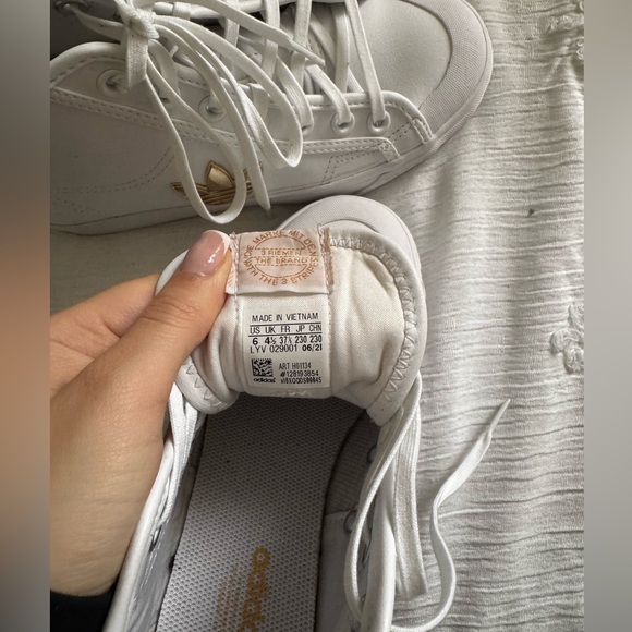 adidas Originals Women's Nizza Trefoil Hi
Cloud - Picture 3 of 11